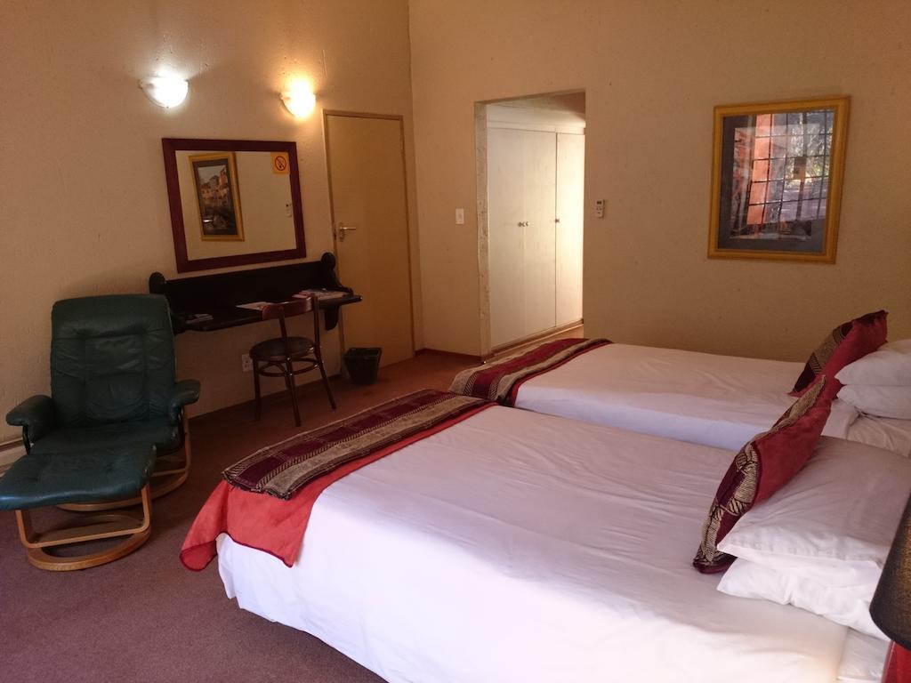 Hornbill Lodge 마갈리스버그 객실 사진